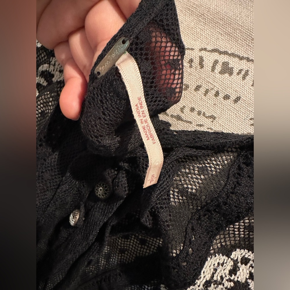 Free People Jocelyn Sheer Mesh Lace Embroidered Tunic Black Size Small - Picture 9 of 10